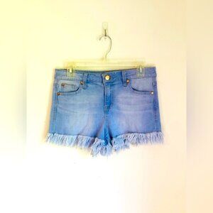 CP Jeans Fringed Denim Shorts Size 7 Light Wash 5 Pockets Stretch